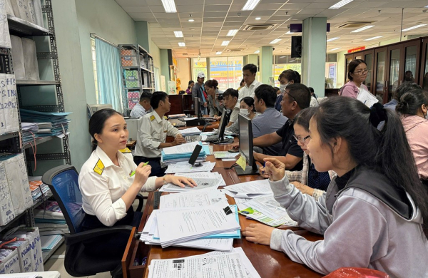 Làm sạch mã số thuế, gỡ vướng kinh doanh