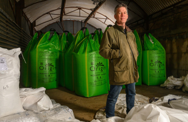 Nông dân Anh chật vật vì chi phí tăng vọt khi xung đột Trung Đông leo thang