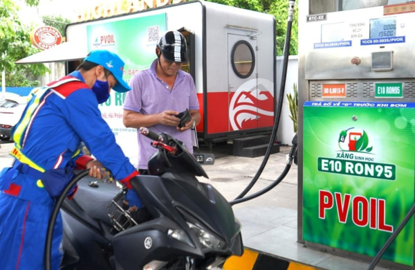 Xăng E10 bước đầu phát huy hiệu quả với môi trường