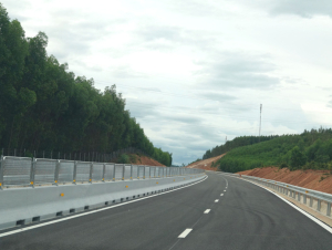 Cận cảnh cao tốc do Tập đoàn Sơn Hải thi công trước giờ thông xe kỹ thuật