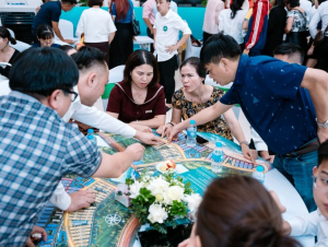 Cư dân tiên phong của Vinhomes Global Gate Hạ Long hưởng đặc quyền vé tàu 5 triệu/tháng: Rẻ hơn tiền xăng, không lo ùn tắc