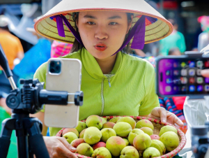 Nông sản địa phương bước vào chuỗi bán hàng số