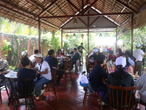 Bài toán thương hiệu nâng giá trị mật ong Việt Nam 