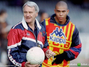 RONALDO DE LIMA - NỬA SỰ NGHIỆP CHẤN THƯƠNG VẪN TRỞ NÊN BẤT TỬ