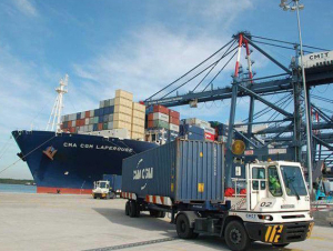 Xuất khẩu nông sản và điểm thắt Logistics