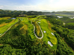 Trải nghiệm đặc quyền golf dành riêng cho khách hàng cao cấp SHB