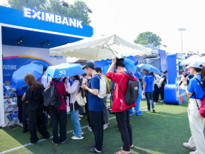 Eximbank tạo dấu ấn với không gian trải nghiệm số tại ngày thẻ Việt Nam 2025