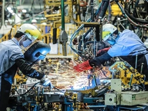 Kinh tế Việt Nam phục hồi mạnh mẽ