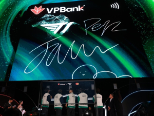 Lần đầu tiên tại Việt Nam, VPBank “chơi lớn”: Ra mắt thẻ độc quyền cho gamer với chữ ký T1