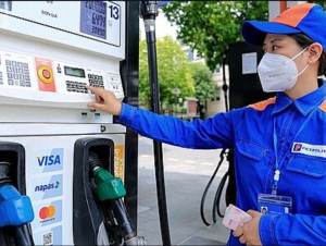 Cải cách mạnh cơ chế điều hành giá xăng dầu