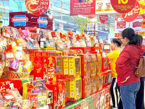 Hàng hóa không đột biến dịp Tết
