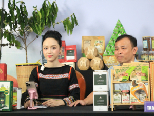 Gia Lai: “Chốt” nghìn đơn hàng nông sản qua phiên livestream của Hoa hậu Phương Nga