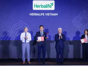 Herbalife Việt Nam được vinh danh Thương hiệu Phát triển Bền vững tại Giải thưởng Rồng Vàng 2026