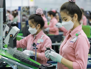 Vì sao Việt Nam nhập siêu gần 14 tỷ USD trong 5 tháng đầu năm?