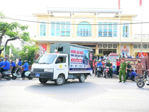 Xã Tiên Lãng đồng loạt ra quân lập lại trật tự đường hè, bảo vệ hành lang an toàn giao thông
