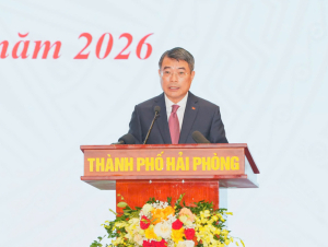 Thủ tướng Lê Minh Hưng trao Huy hiệu Đảng tặng các đảng viên lão thành tại thành phố Hải Phòng