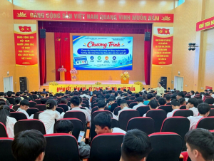 Quảng Ninh tăng kết nối sinh viên với thị trường lao động