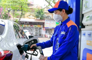 Linh hoạt trong điều hành giá và xuất khẩu dầu thô