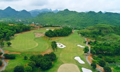 Sân golf 'ăn đất lúa', chủ đầu tư kém năng lực tài chính