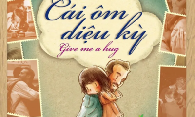 Cái ôm diệu kỳ: Give me a Hug