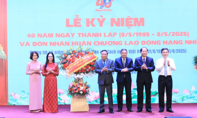 Tạp chí Người Hà Nội kỷ niệm 40 năm thành lập và đón nhận Huân chương Lao động hạng Nhì