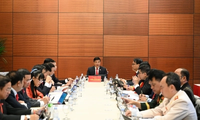 Thiết lập và hoàn thiện chính sách hướng tới một xã hội hạnh phúc