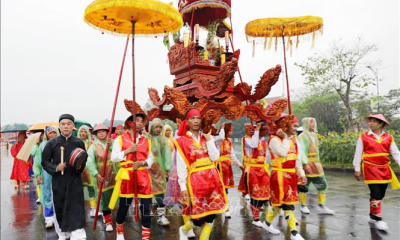 Nghi lễ rước kiệu về Đền Hùng