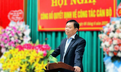 Cao su Chư Prông và Cao su Kon Tum công bố quyết định về công tác cán bộ