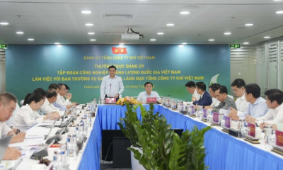 Thường trực Đảng ủy Petrovietnam làm việc với PV GAS