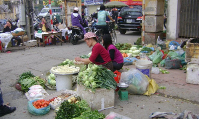 Năm 2026 Hà Nội giải quyết dứt điểm chợ cóc, chợ tạm