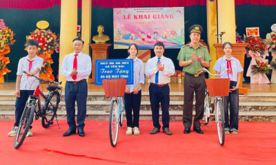 Công an xã Yên Bài tăng cường công tác đảm bảo an toàn giao thông trong ngày khai giảng năm học mới