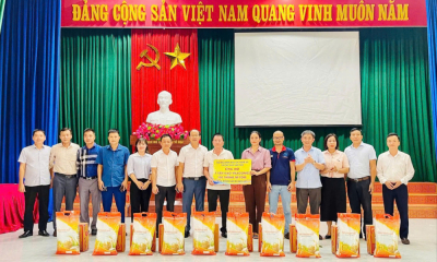 CLB Billiards Báo chí Nghệ An: Hướng về bà con vùng lũ xã Nghĩa Đồng