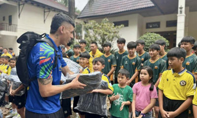 Công ty Blanda tặng 300 ba lô cho Học viện Bóng đá LPBank HAGL