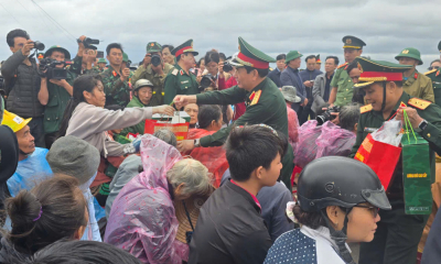 Đại tướng Phan Văn Giang thăm hỏi, hỗ trợ người dân vùng lũ Gia Lai