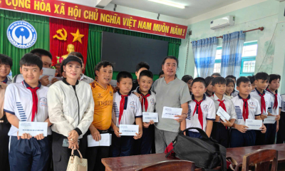 CLB HAGL và các tay vợt chung tay sẻ chia đồng bào vùng bão lũ