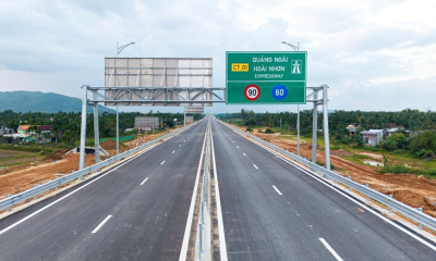 Gần 200km cao tốc từ Quảng Ngãi đến hầm Cù Mông sẽ thông xe vào trưa mai (29/4).