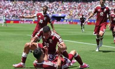  Qatar giành điểm lịch sử, Brazil thoát hiểm 