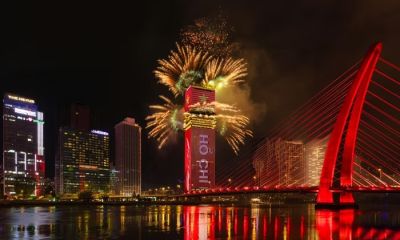 Saigon Marina IFC thắp sáng bầu trời đêm 2/7: Tự hào tỏa sáng cùng thành phố, tôn vinh nửa thế kỷ mang tên Bác