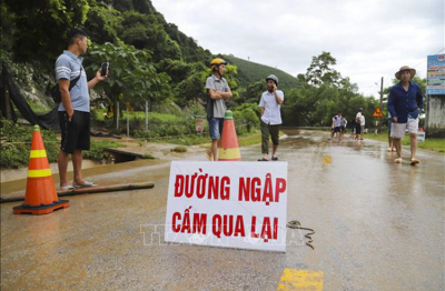 Thời tiết ngày 10/12: Trung Bộ có mưa to đến rất to