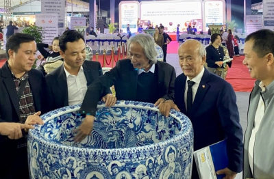 Hà Nội quảng bá, kết nối sản phẩm OCOP, thủ công mỹ nghệ và làng nghề tại Bát Tràng