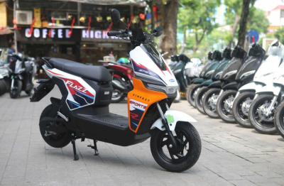 Chọn VinFast Flazz Max, người trẻ thêm phong cách, tự tin đến trường