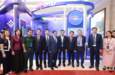MB đón Thủ tướng tham quan không gian công nghệ trong Sự kiện Chuyển đổi số 2025 