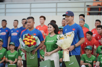 Herbalife Việt Nam tiếp tục đồng hành, tiếp sức cho các đội tuyển Bóng đá Quốc gia Việt Nam