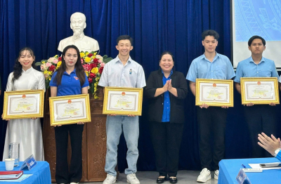 Tiền vệ Châu Ngọc Quang là công dân trẻ tiêu biểu tỉnh Gia Lai năm 2024