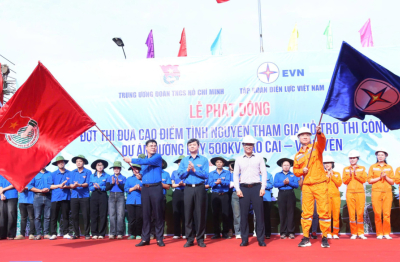 Thanh niên ra quân tình nguyện hỗ trợ thi công Dự án đường dây 500kV Lào Cai – Vĩnh Yên