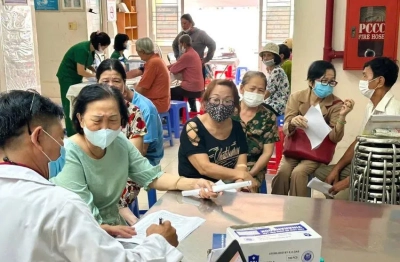 Khám định kỳ, miễn viện phí: 