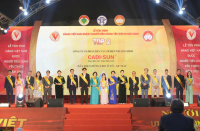 Gạo Hapro Thượng hạng ST25 được vinh danh Top 2 'Hàng Việt Nam được người tiêu dùng yêu thích' năm 2025