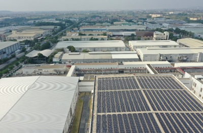 Điện mặt trời áp mái trong KCN: Xu hướng tất yếu và nút thắt cần gỡ