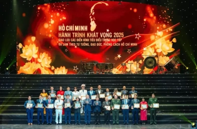 26 tập thể cá nhân tiêu biểu được tôn vinh trong Chương trình 