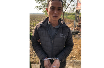 Bắt quả tang đối tượng tàng trữ trái phép chất ma túy tại xã Bắc Đông Quan